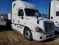 Vehiculos salvage en venta de Copart -no: 2011 Freightliner Cascadia Semi Truck