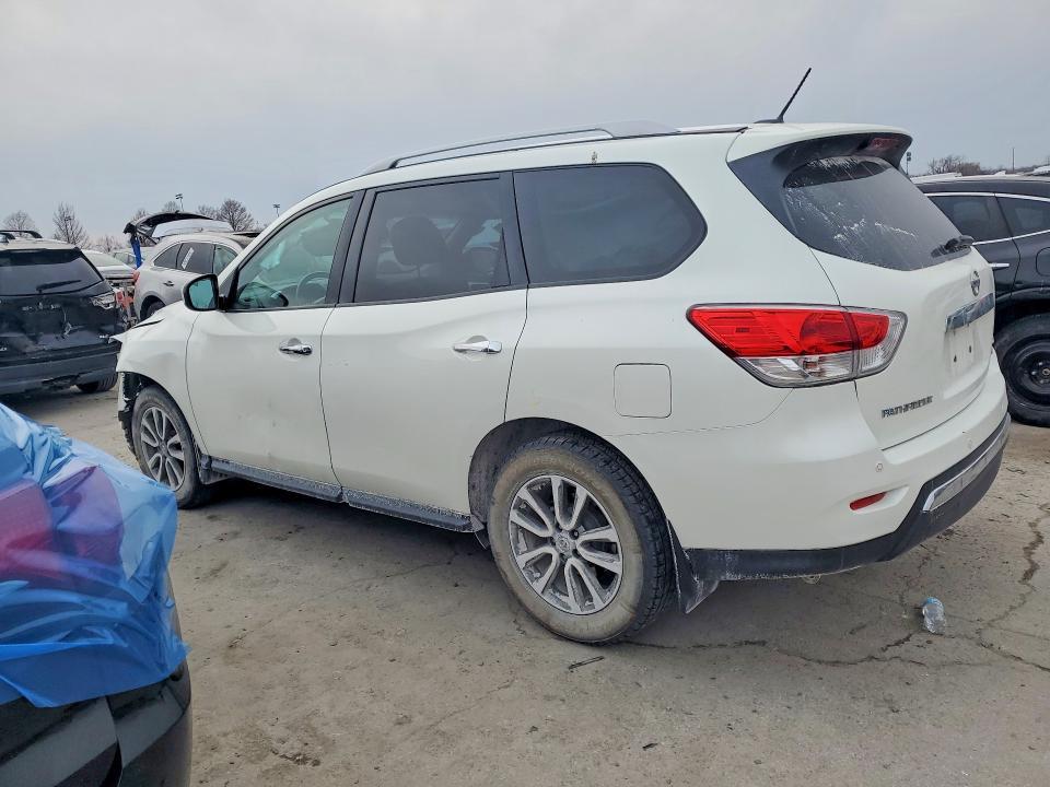 2016 Nissan Pathfinder s