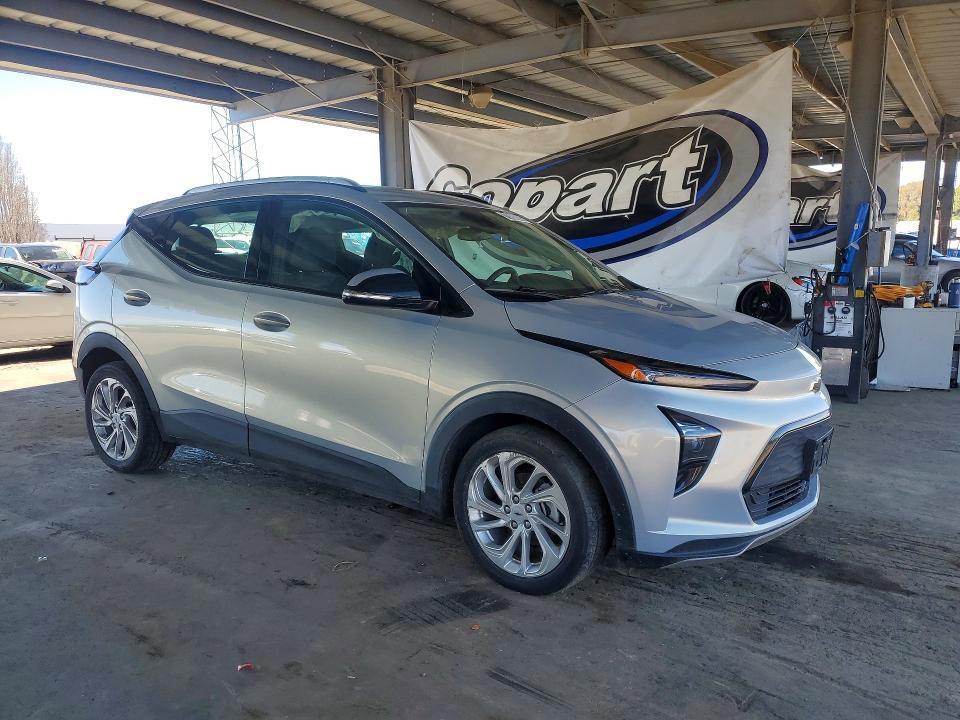 2023 Chevrolet Bolt euv lt