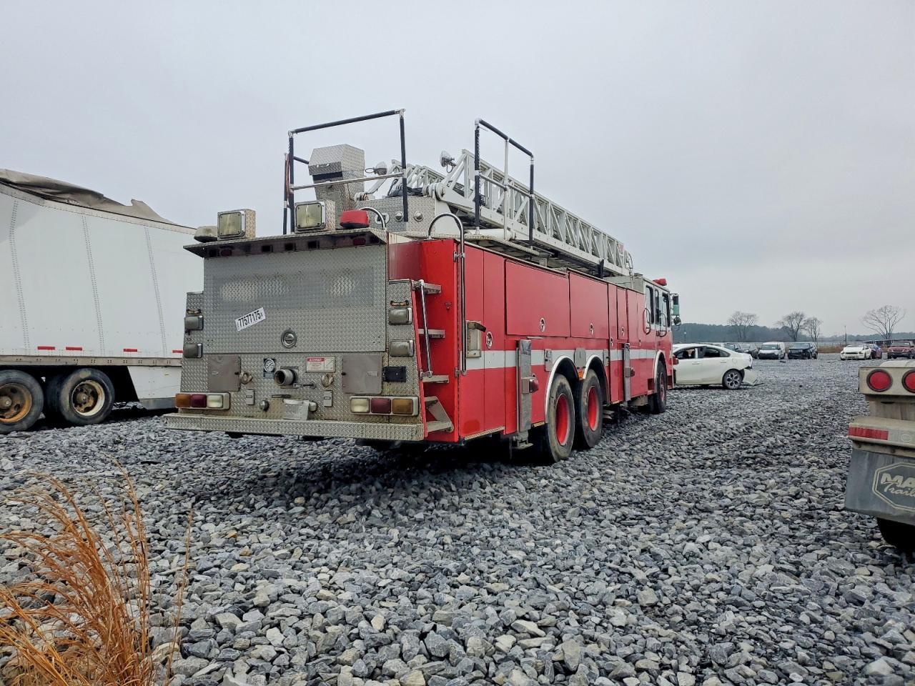 1998 Sptn Fire Truck