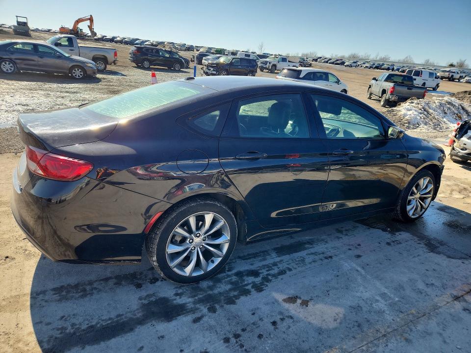 2016 Chrysler 200 s