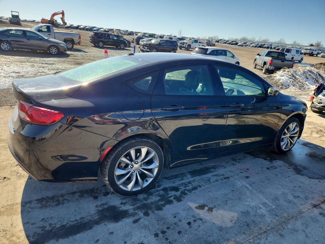 2016 Chrysler 200 s