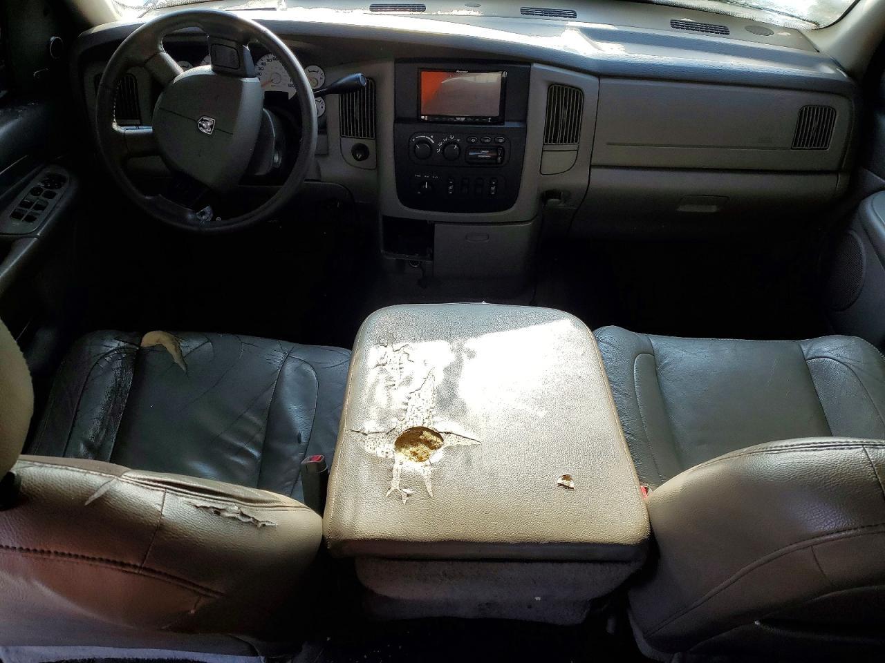 2004 Dodge RAM 1500 ST