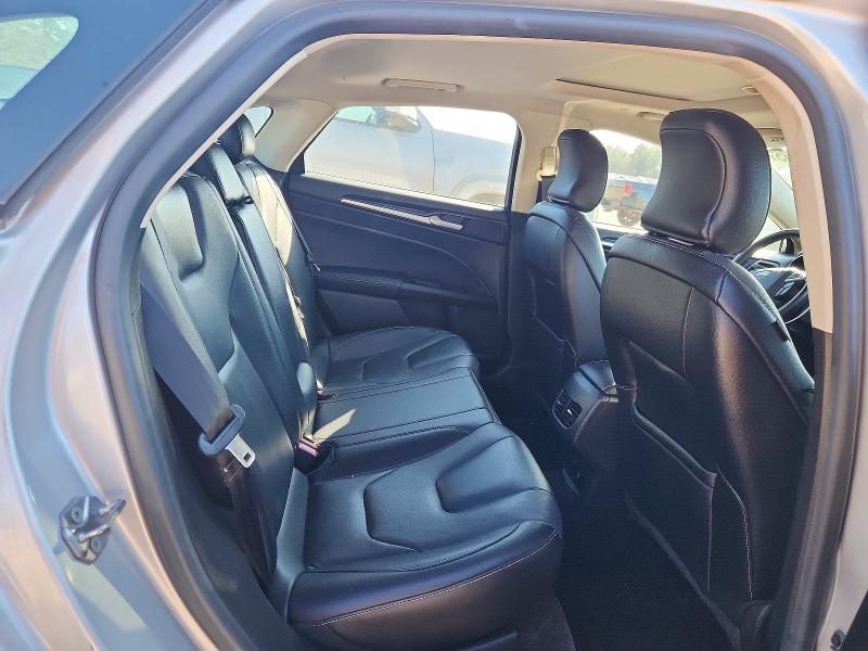 2017 Ford Fusion Titanium hev