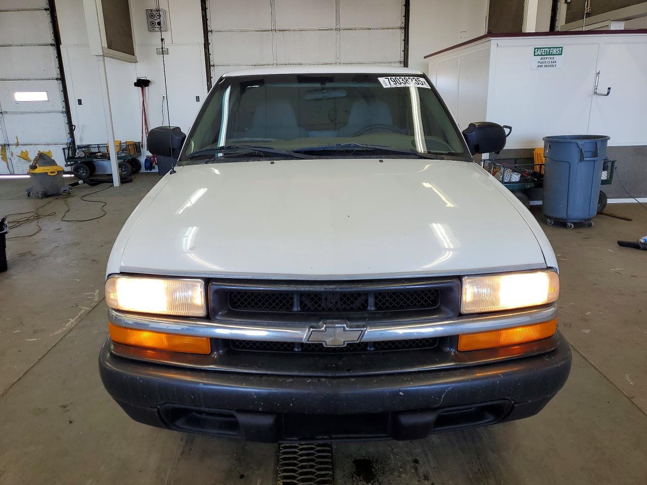 2003 Chevrolet S Truck S10