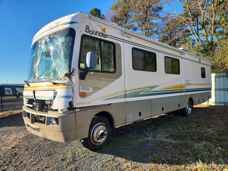2003 Workhorse Custom Chassis Motorhome Chassis W22