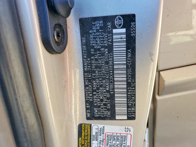 2004 Toyota Camry le