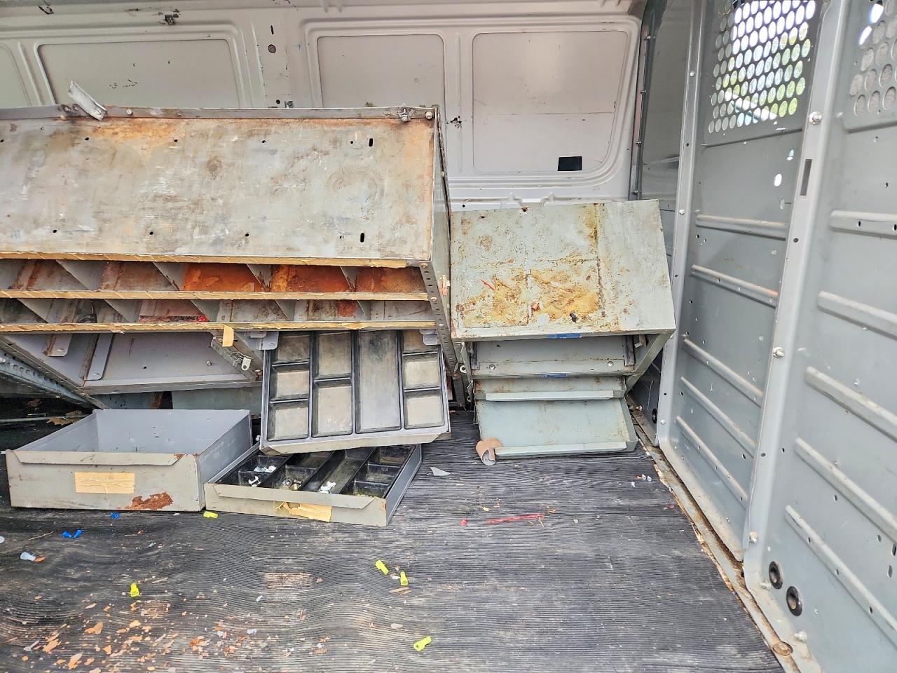 2013 Ford Econoline E250 van