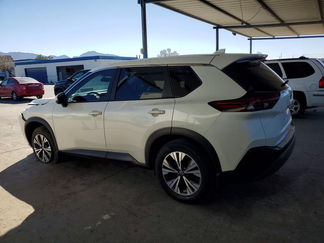 2022 Nissan Rogue sv