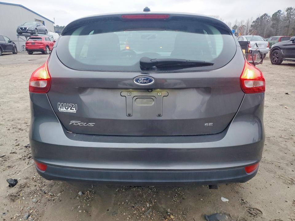 2015 Ford Focus se