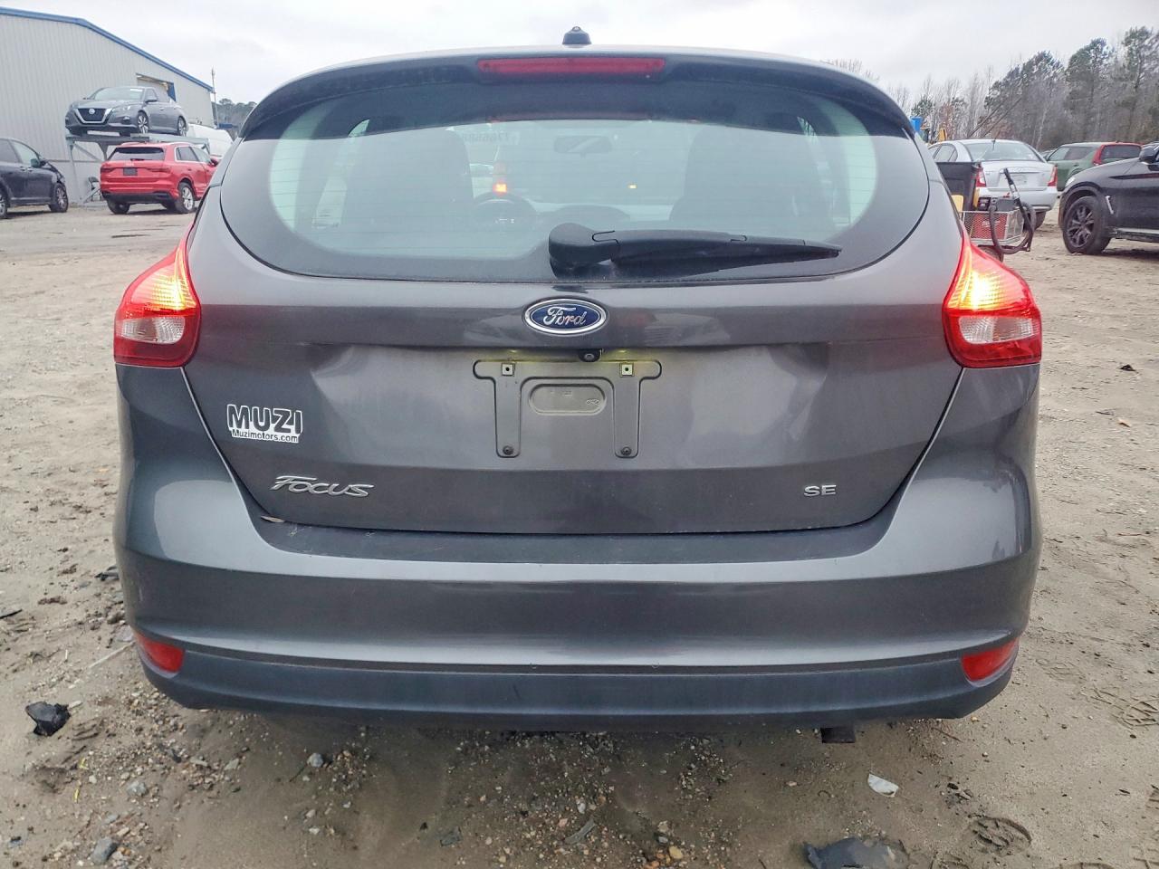 2015 Ford Focus se