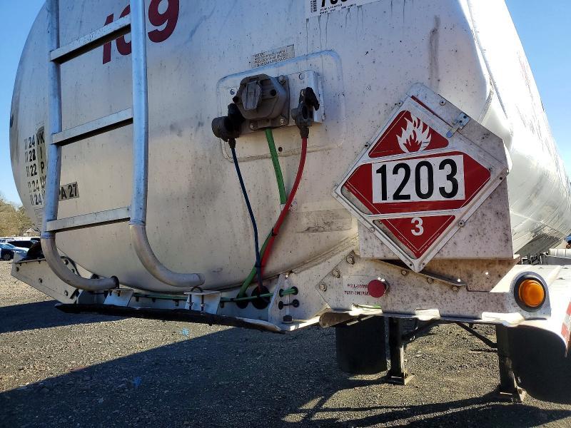 2014 Heil Petro-Tank Trailer