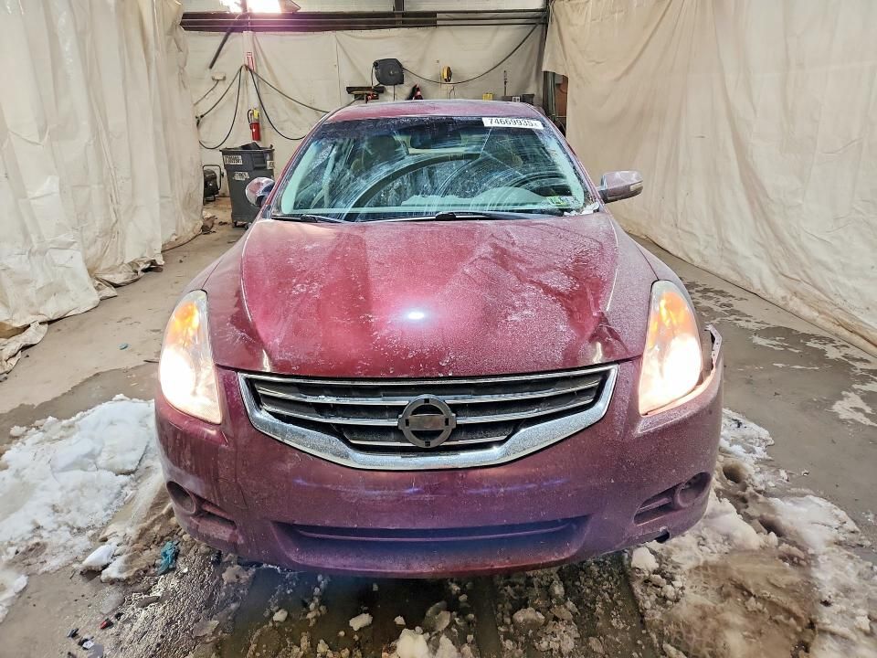 2012 Nissan Altima Base