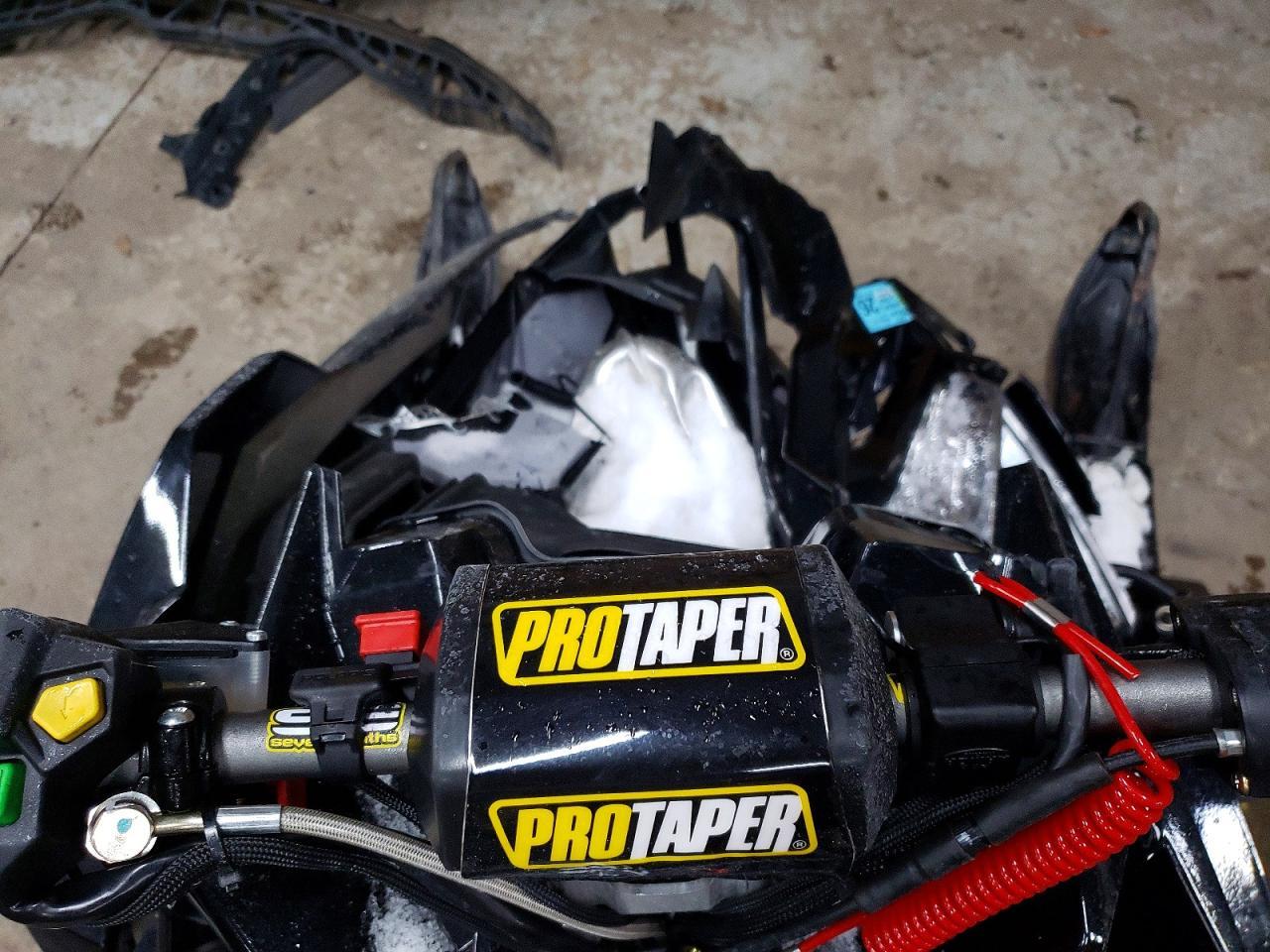 2018 Polari S Axys Snowmobile