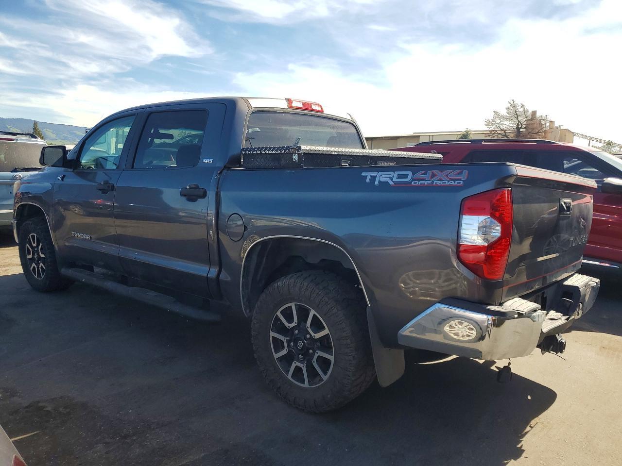 2015 Toyota Tundra Crewmax SR5