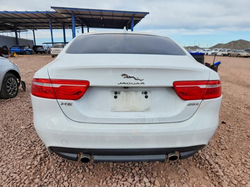 2018 Jaguar Xe Premium