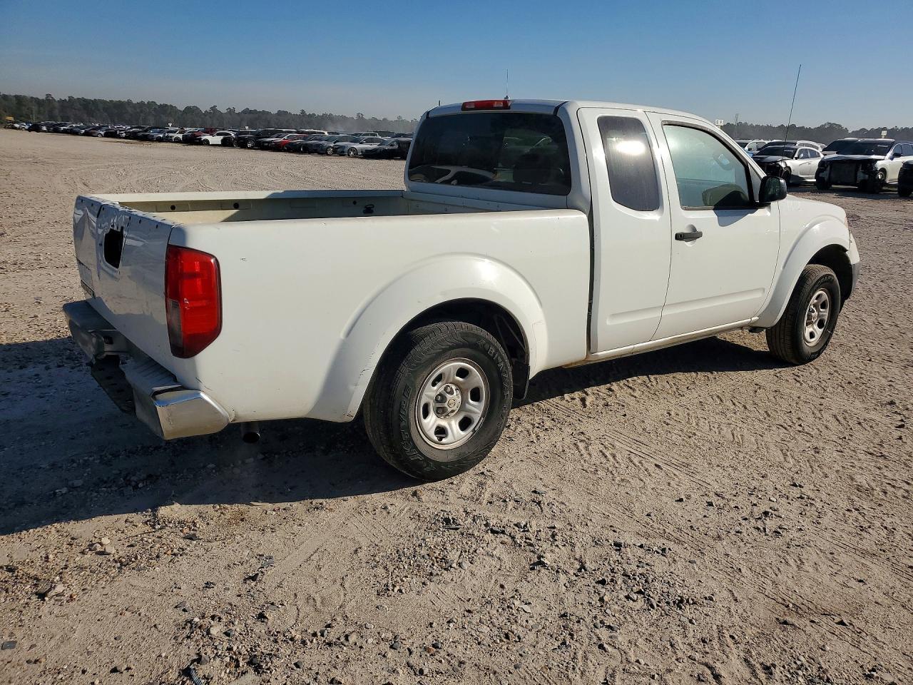 2015 Nissan Frontier S