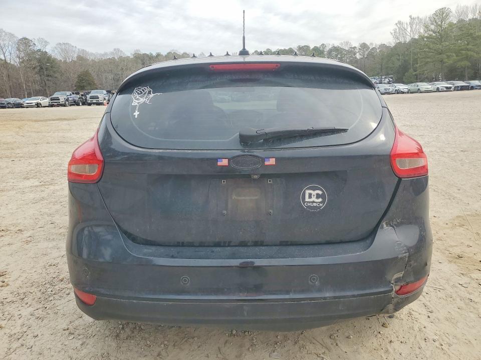 2016 Ford Focus se