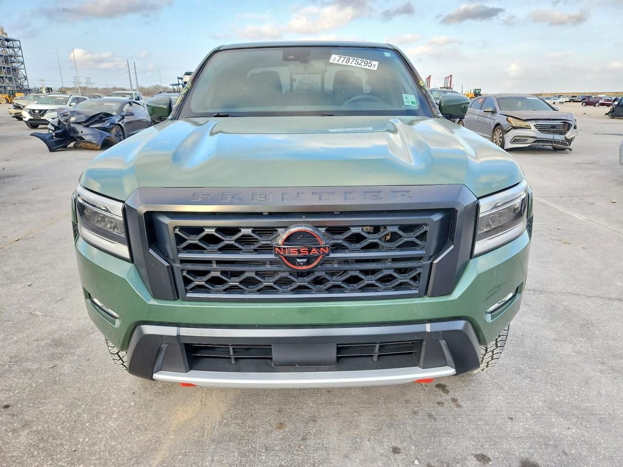 2022 Nissan Frontier s
