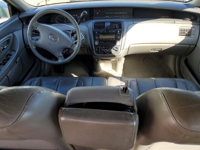 2003 Toyota Avalon xl