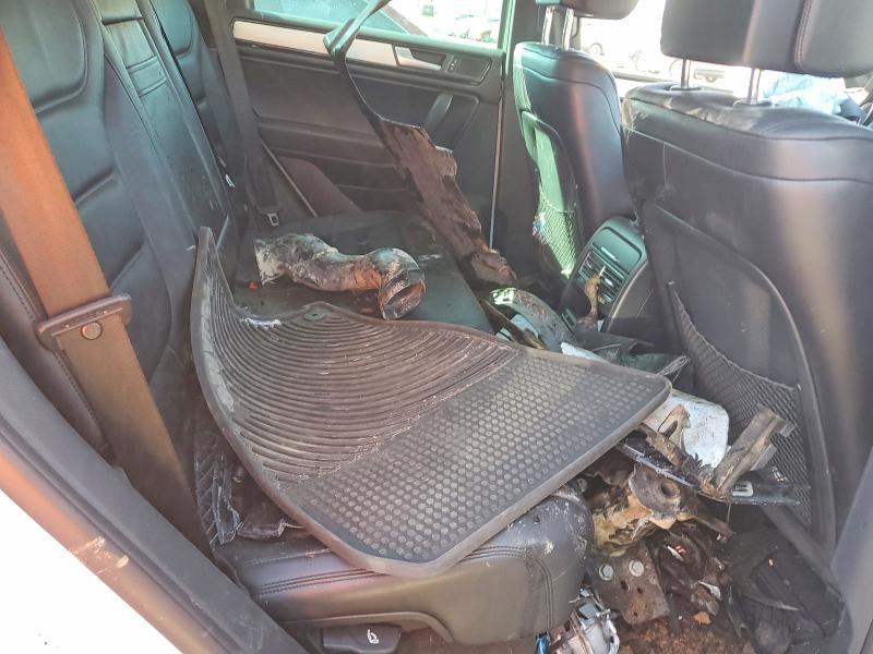 2014 Volkswagen Touareg V6