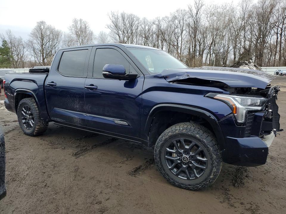 2022 Toyota Tundra Platinum