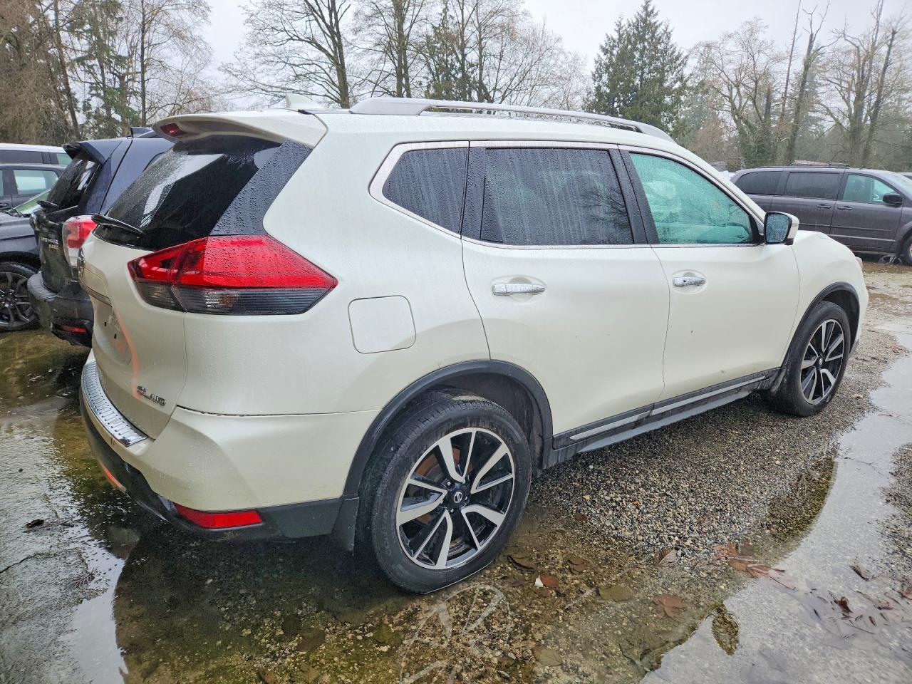 2017 Nissan Rogue sl