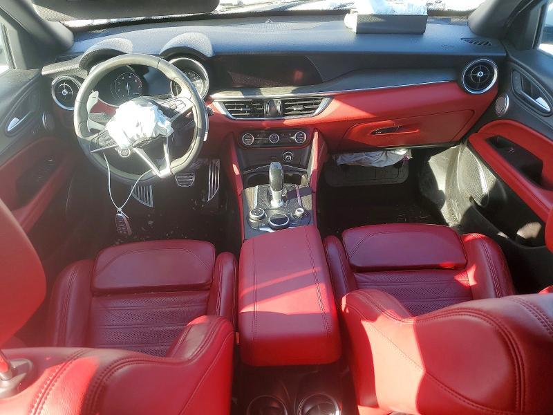 2018 Alfa Romeo Stelvio ti Sport
