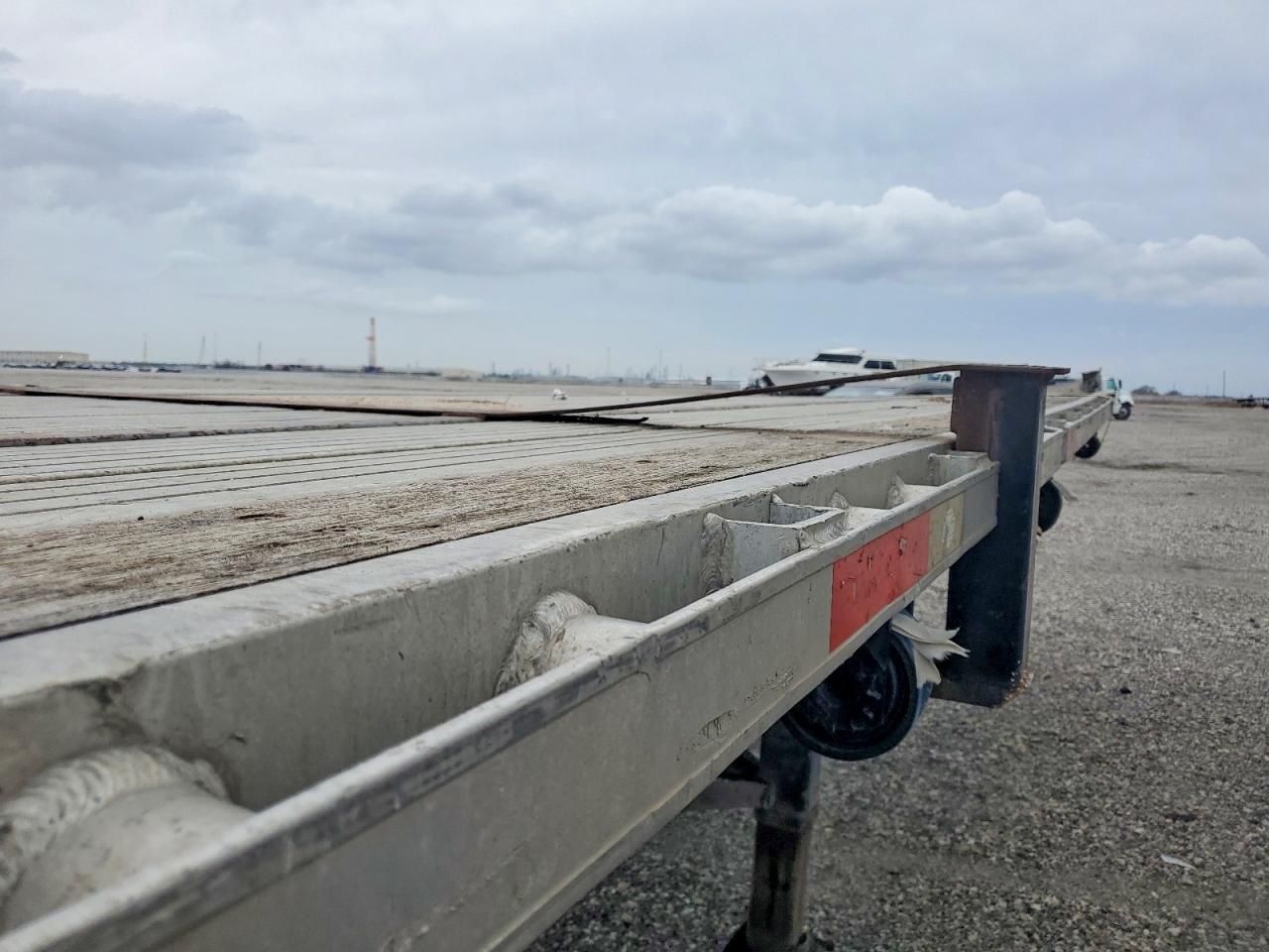 2016 Utility Flatbed Trailer