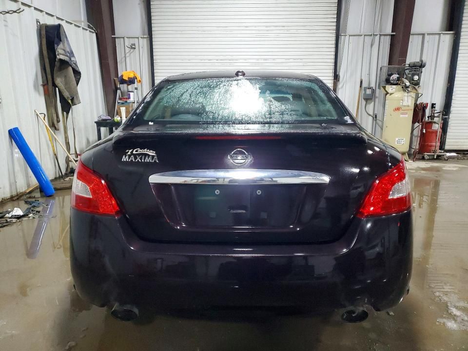 2010 Nissan Maxima s
