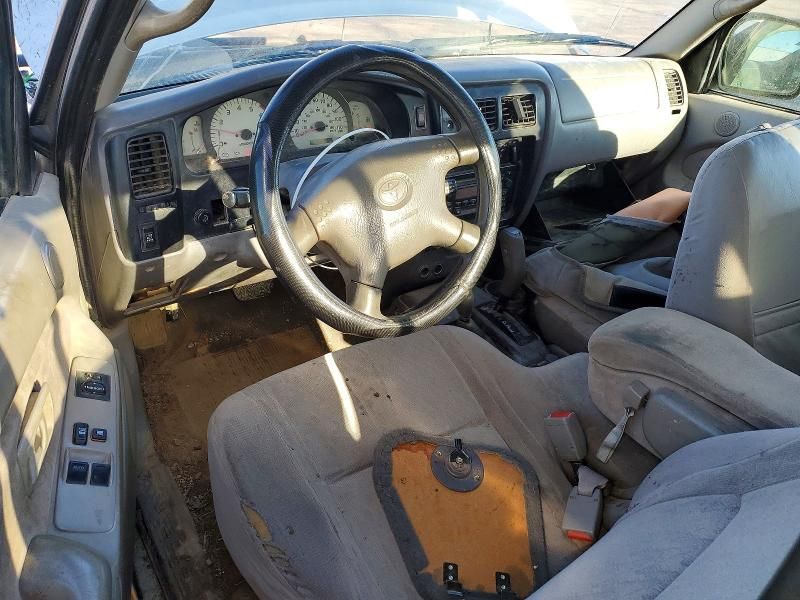 2004 Toyota Tacoma Xtracab