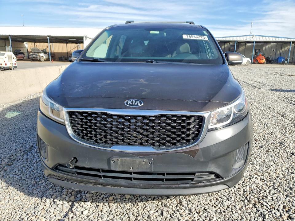 2016 KIA Sedona lx