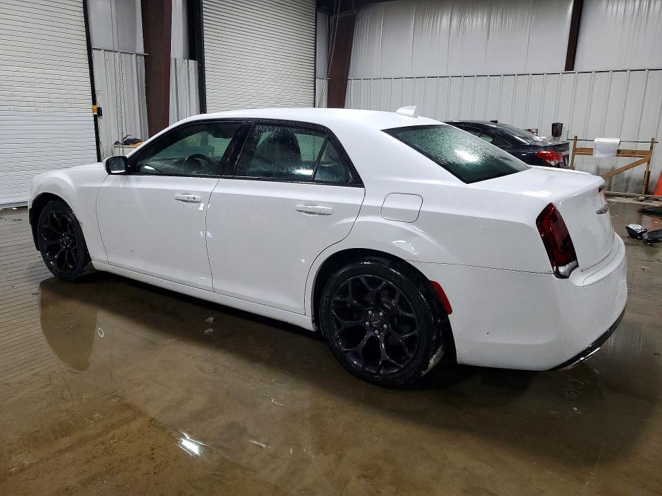 2019 Chrysler 300 s