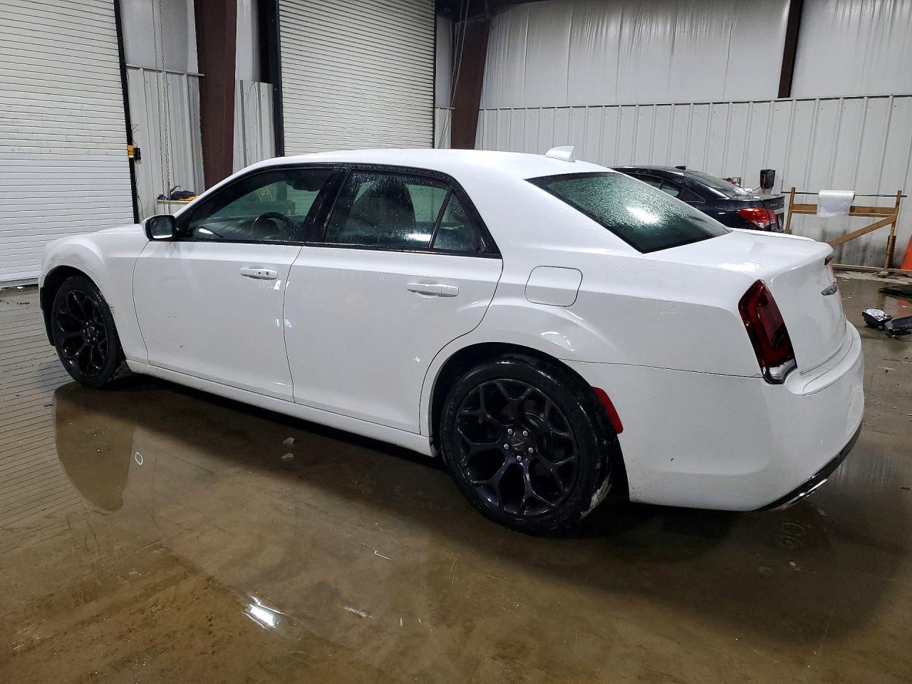 2019 Chrysler 300 s