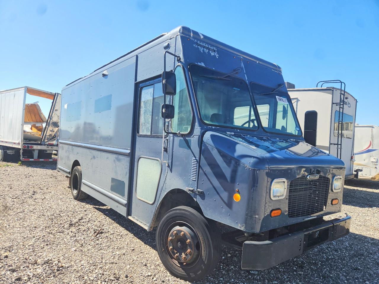 2020 Freightliner MT45G Chassis Delivery Truck