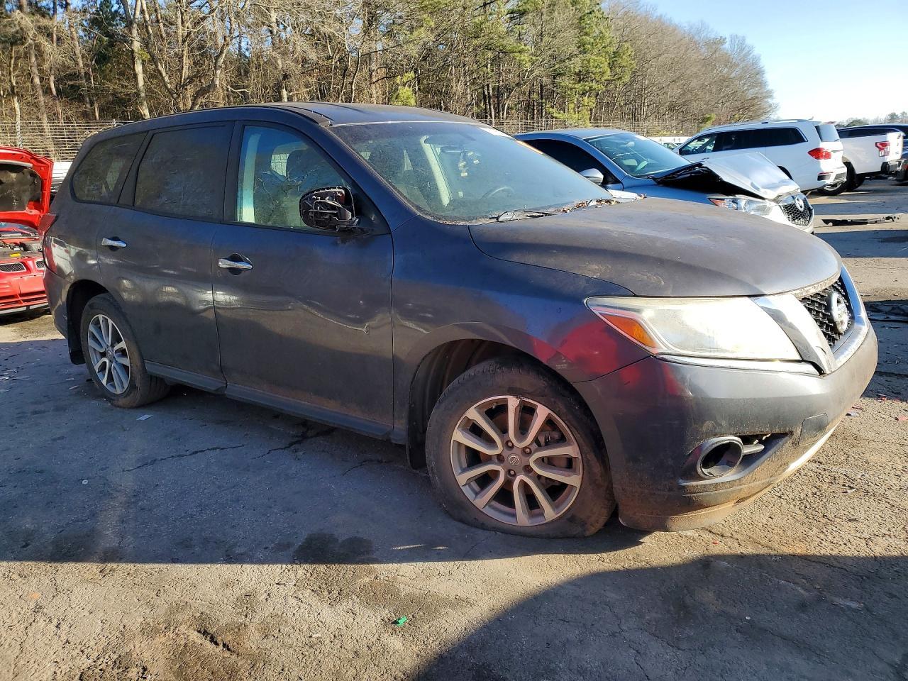 2014 Nissan Pathfinder s
