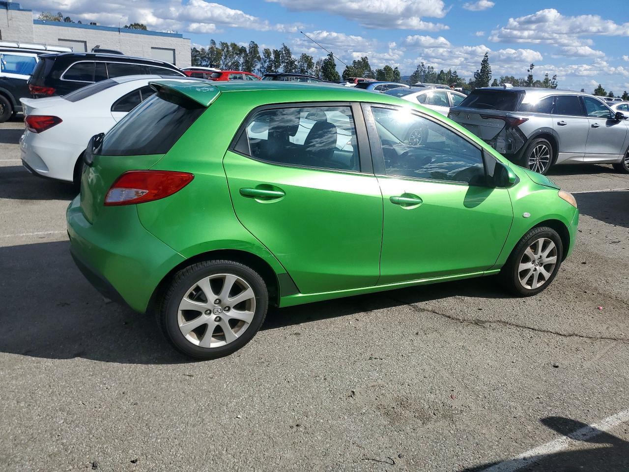 2012 Mazda 2