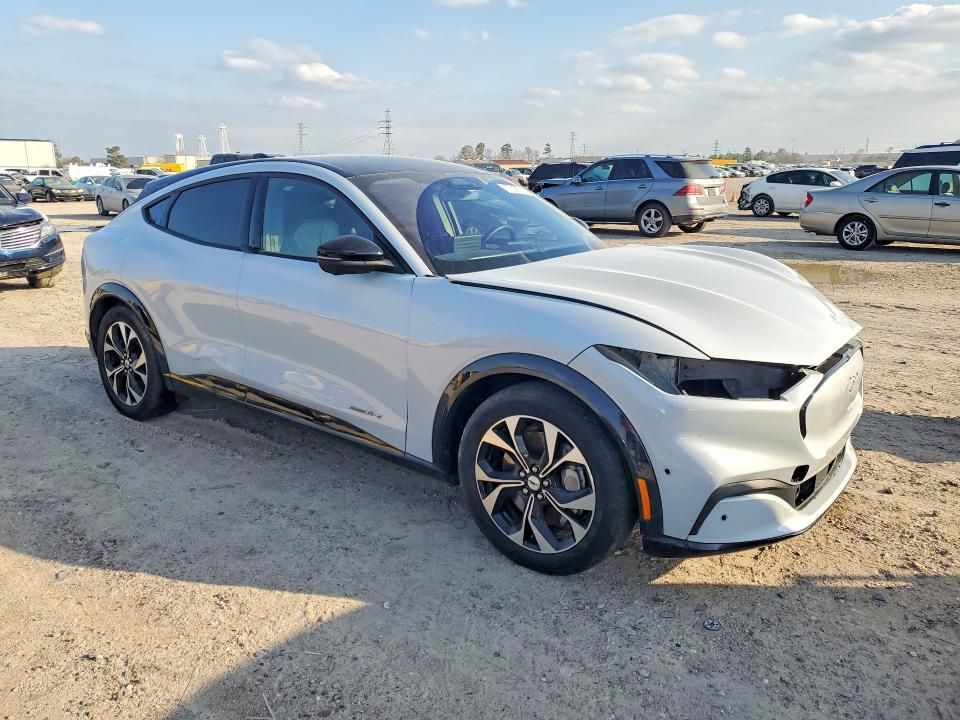 2021 Ford Mustang Mach-e Premium
