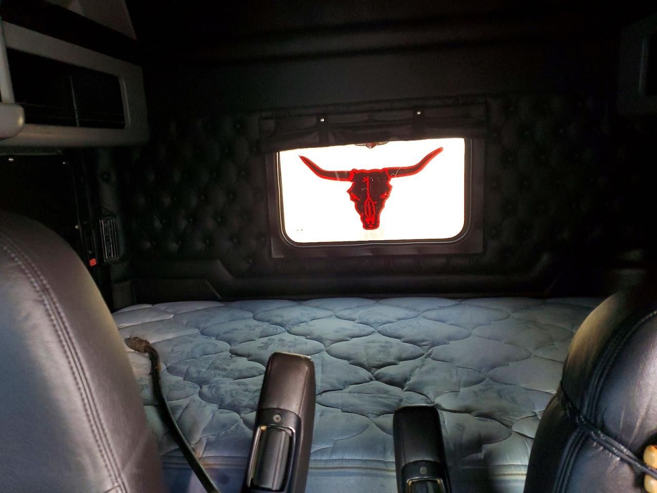 2022 Kenworth W900 Semi Truck