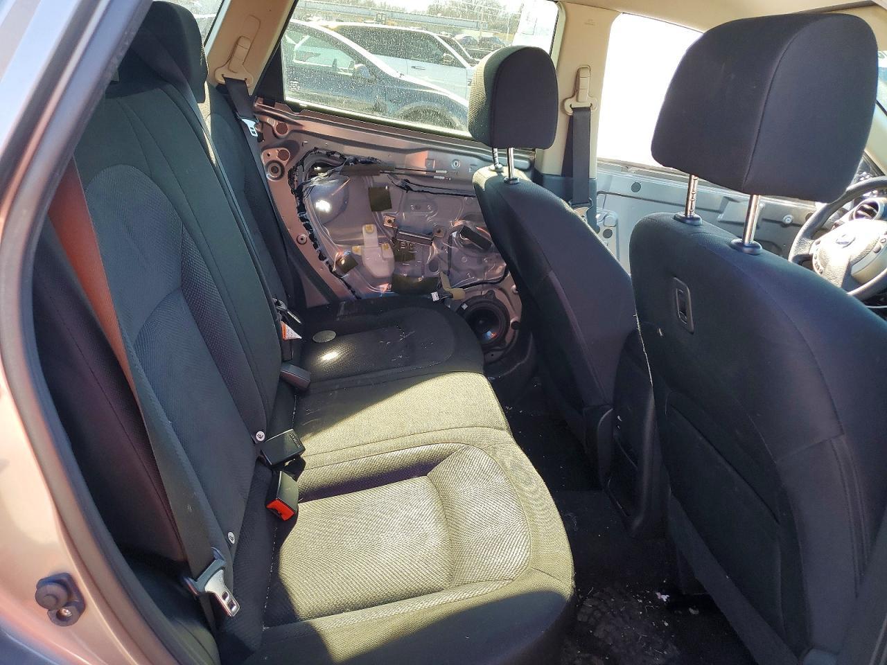 2015 Nissan Rogue Select s