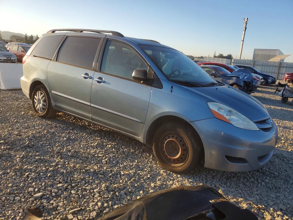 2008 Toyota Sienna le 8-passenger