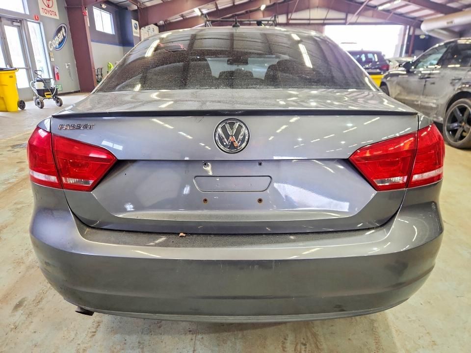 2012 Volkswagen Passat s