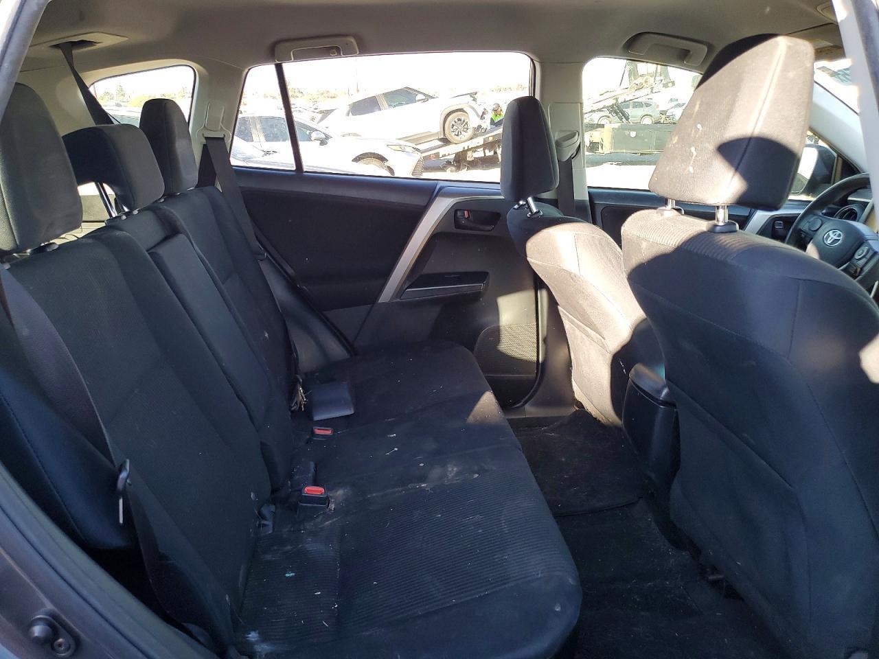 2017 Toyota Rav4 le