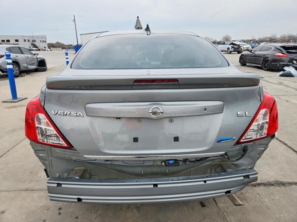 2014 Nissan Versa 1.6 sl