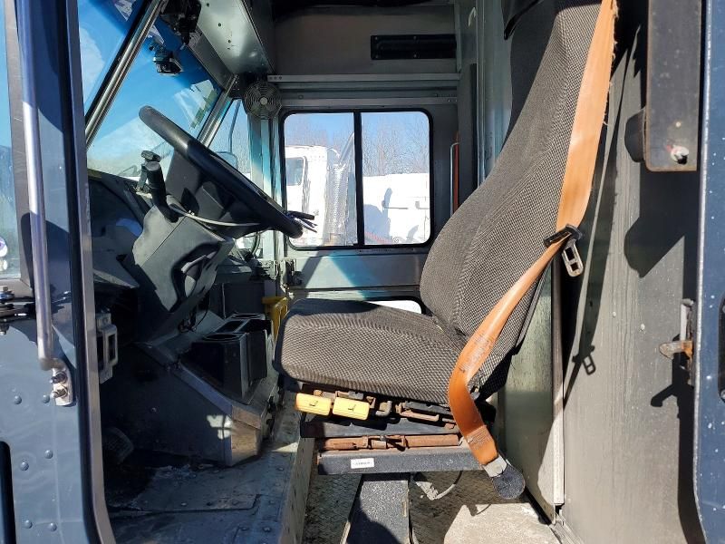 2021 Ford F59 Delivery Truck