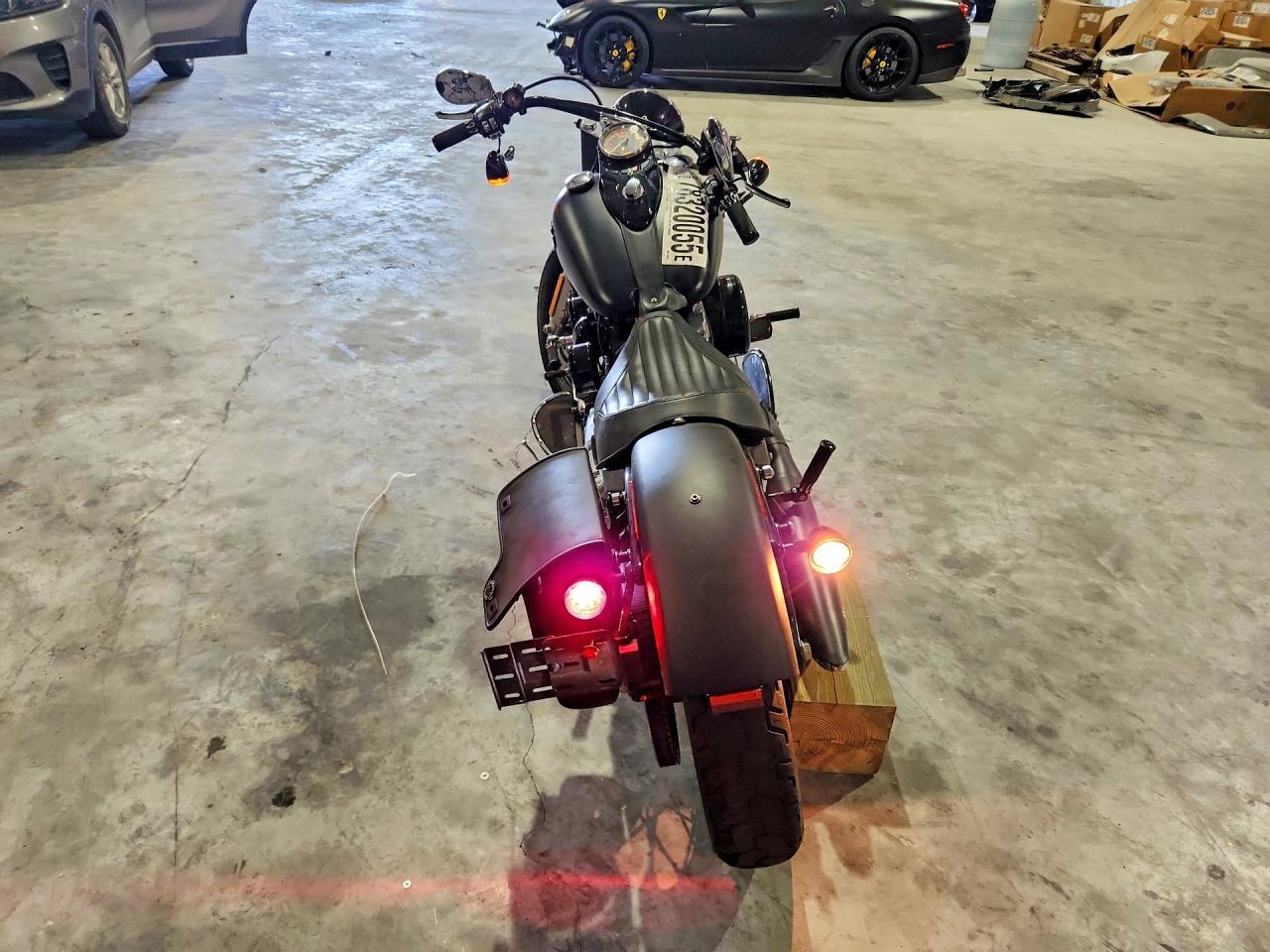 2013 Harley-Davidson FLS Softail Slim