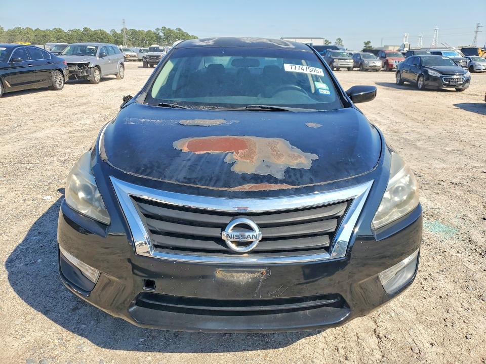 2014 Niss Altima 2.5 s
