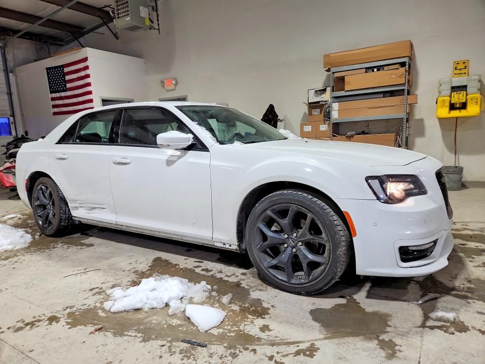 2023 Chrysler 300 Touring l