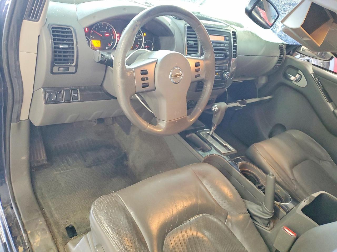 2010 Nissan Frontier SE V6