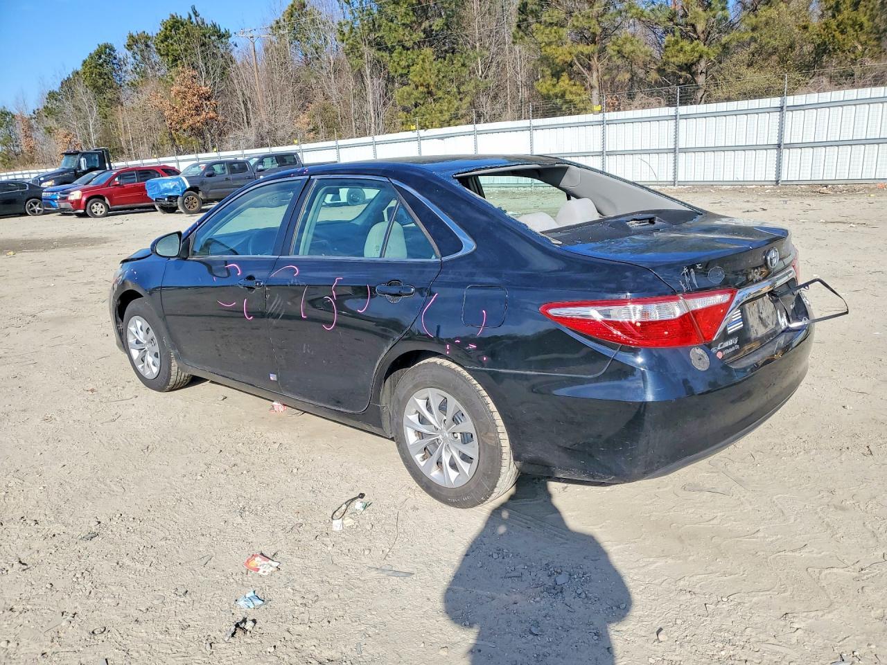 2017 Toyota Camry le